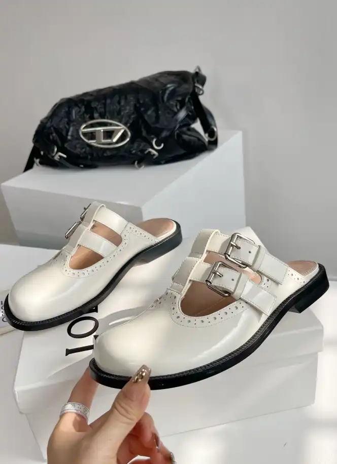 hype Loewe Slippers