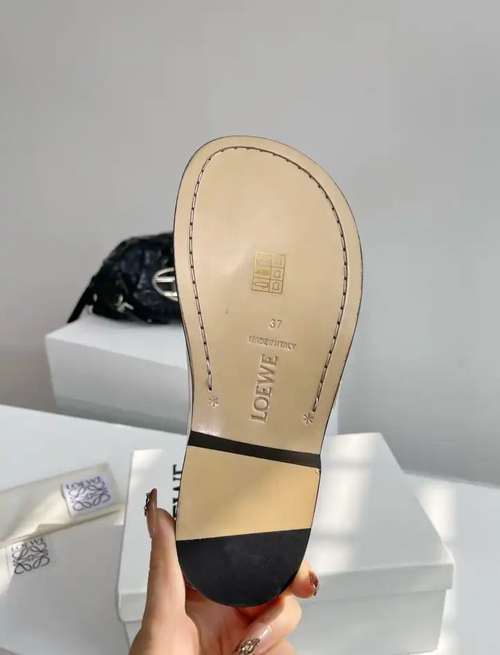 hype Loewe Slippers