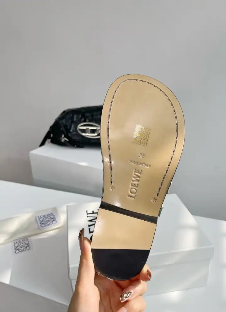 hype Loewe Slippers