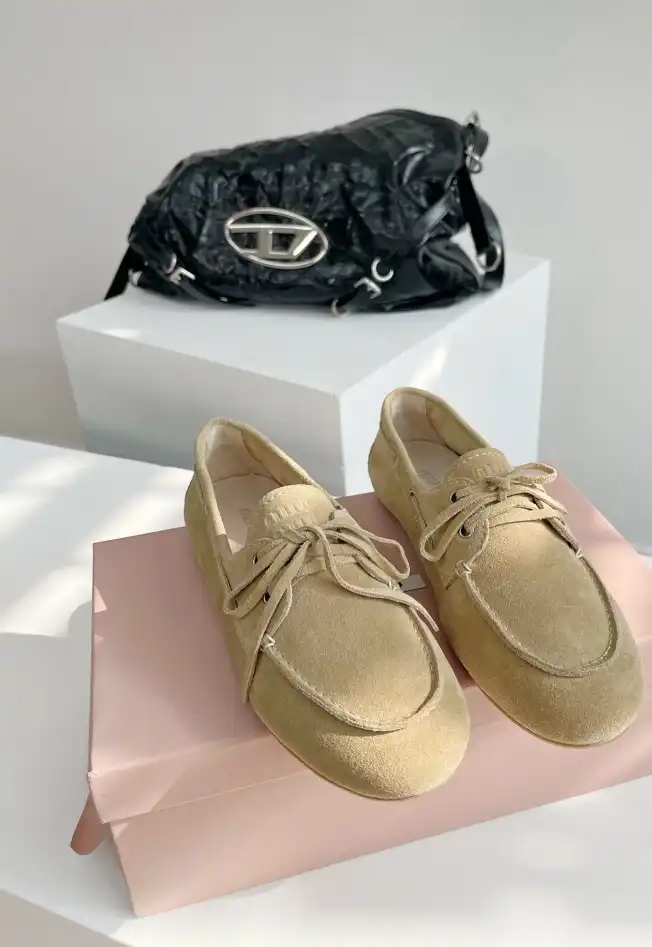 hype Miu Miu Leather Shoes