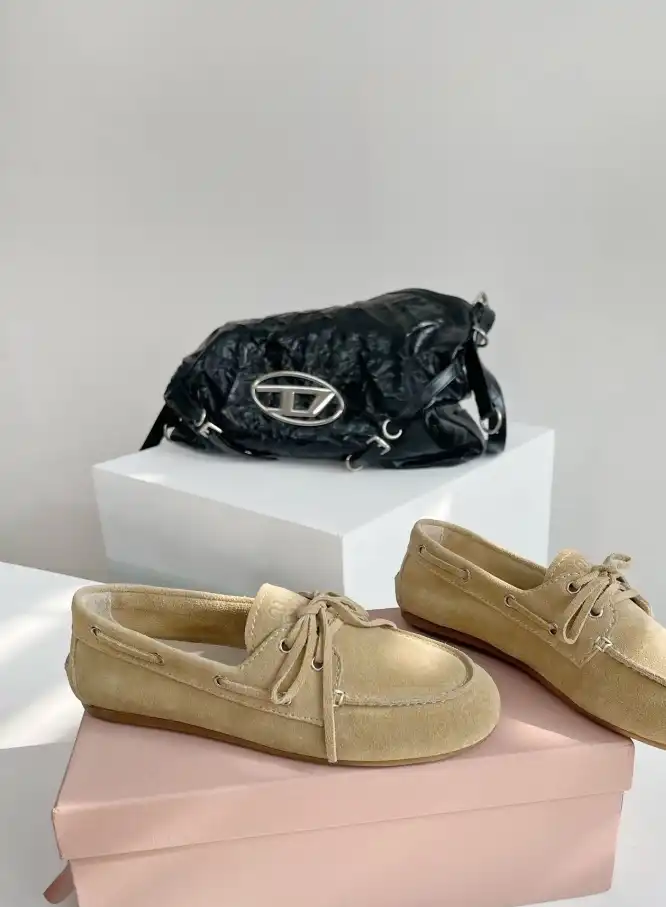 hype Miu Miu Leather Shoes