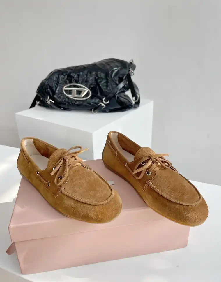 hype Miu Miu Leather Shoes