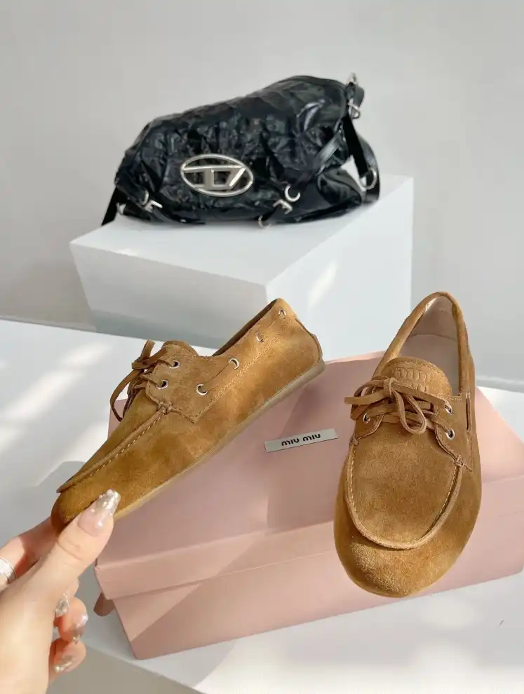 hype Miu Miu Leather Shoes