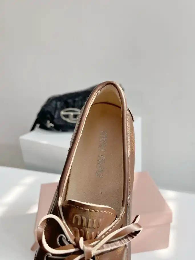 hype Miu Miu Leather Shoes