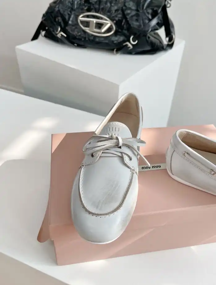 hype Miu Miu Leather Shoes