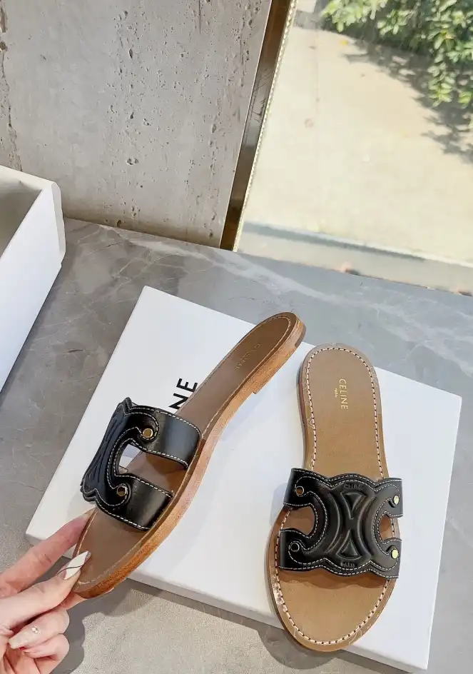 hype Celine Slippers