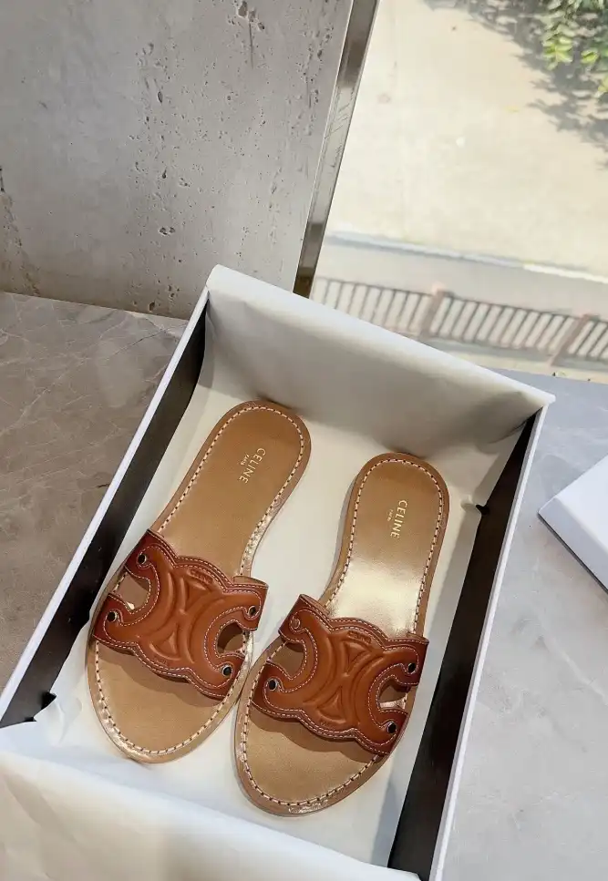 hype Celine Slippers