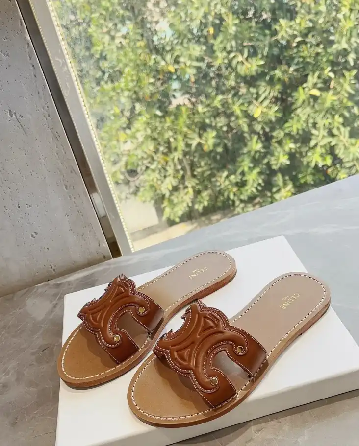 hype Celine Slippers