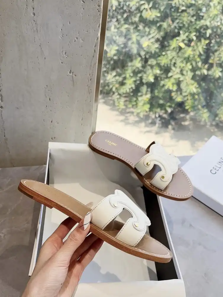 hype Celine Slippers