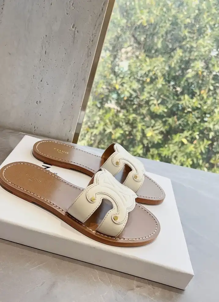 hype Celine Slippers