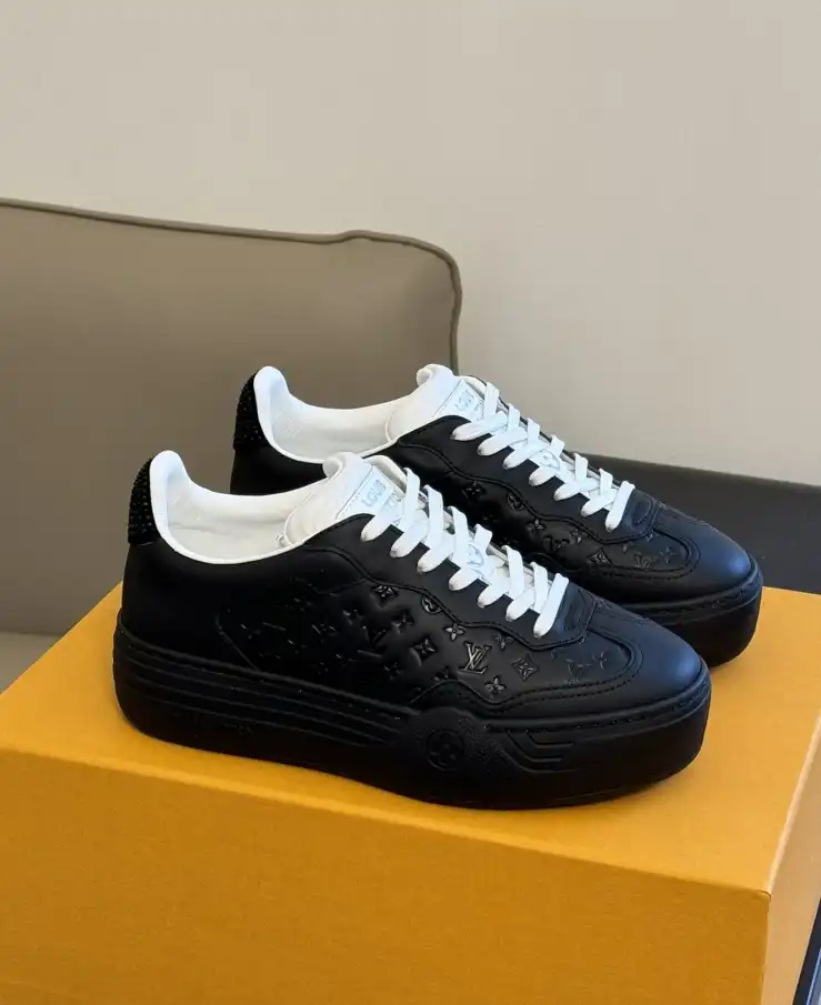 hype Louis Vuitton Sneakers