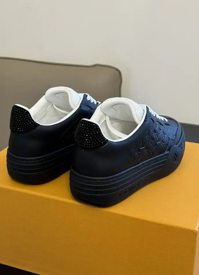 hype Louis Vuitton Sneakers