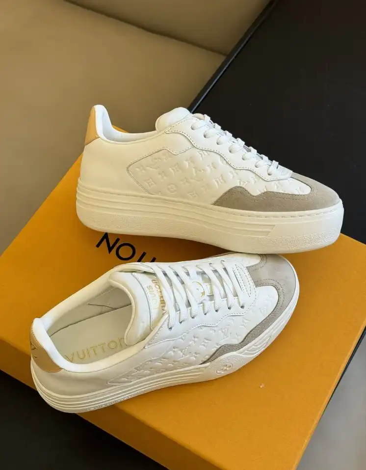 hype Louis Vuitton Sneakers