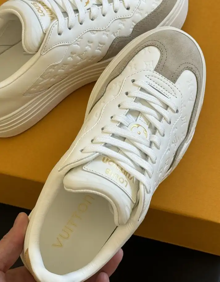 hype Louis Vuitton Sneakers