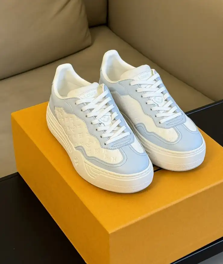 hype Louis Vuitton Sneakers