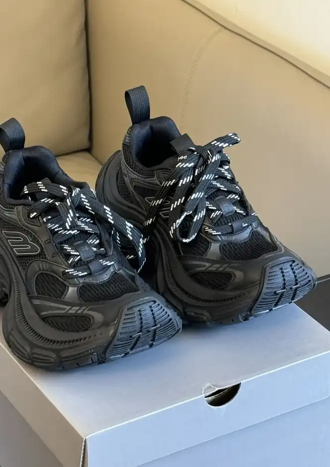 hype Balenciaga Sneakers