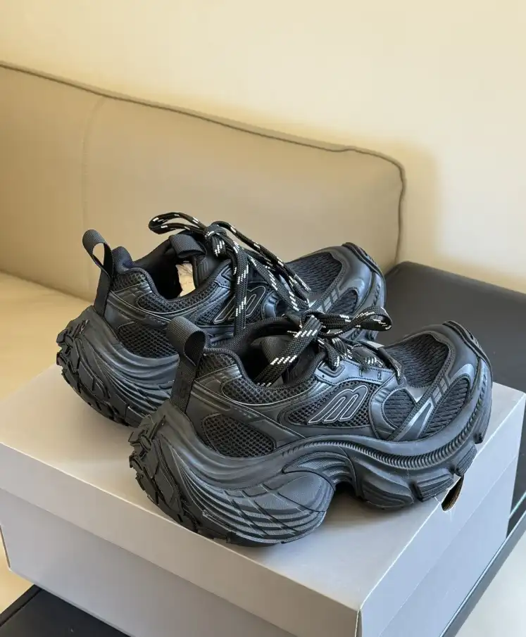 hype Balenciaga Sneakers