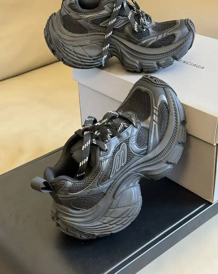 hype Balenciaga Sneakers