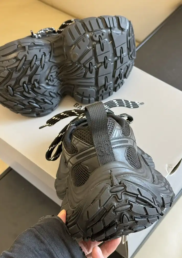 hype Balenciaga Sneakers