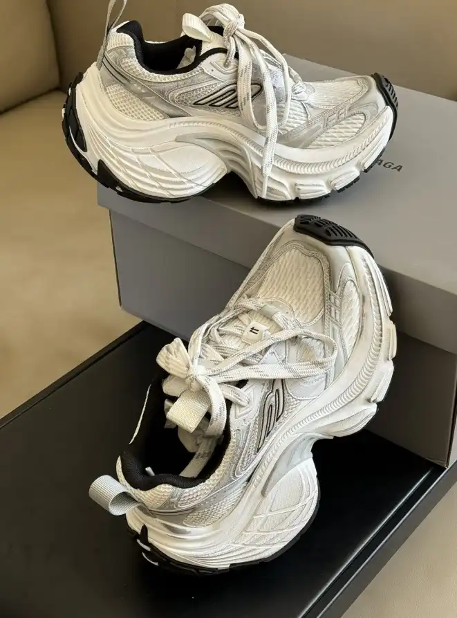 hype Balenciaga Sneakers