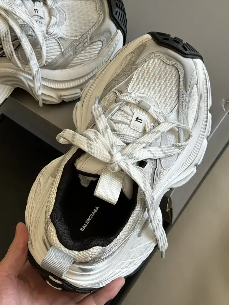 hype Balenciaga Sneakers