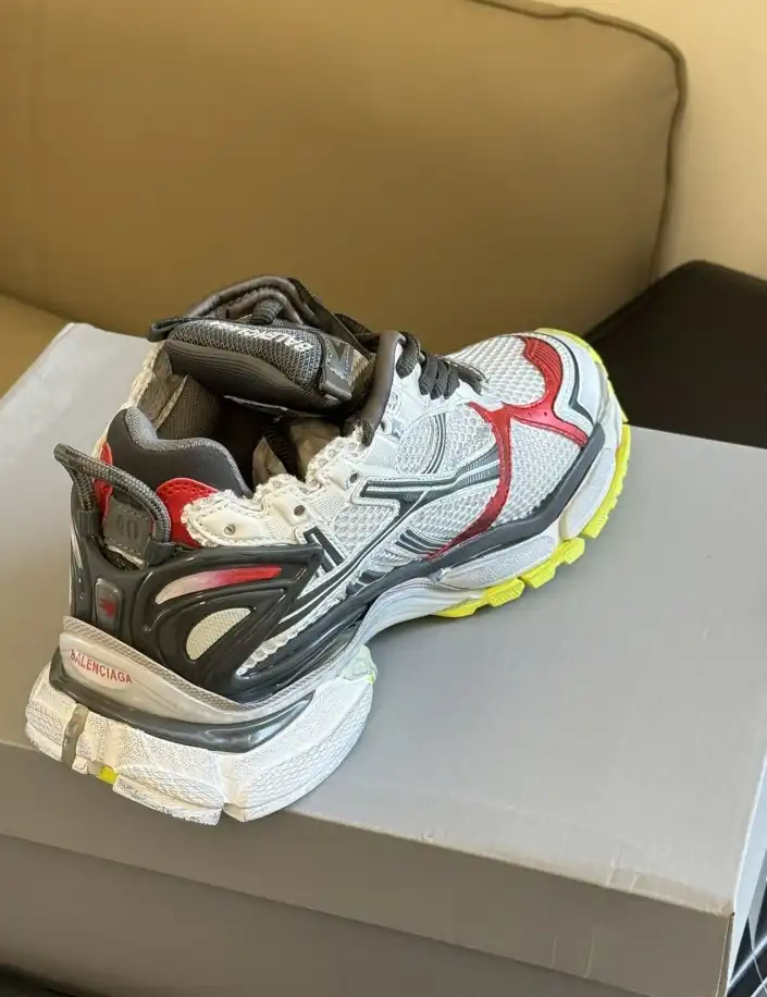 hype Balenciaga Sneakers