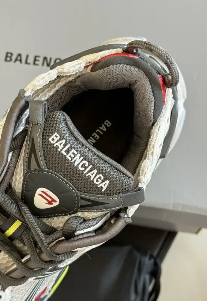 hype Balenciaga Sneakers