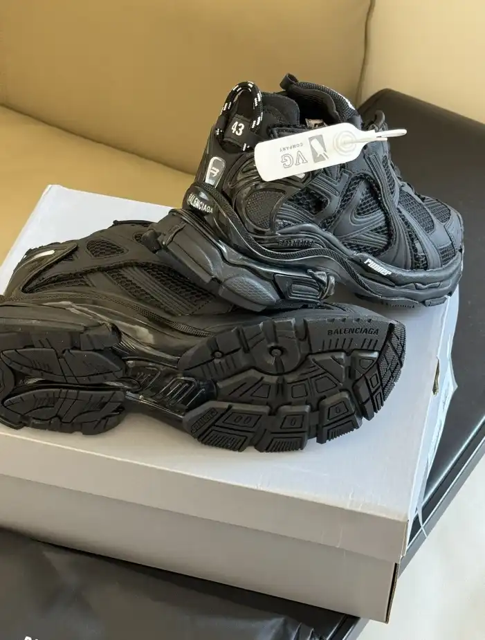 hype Balenciaga Sneakers