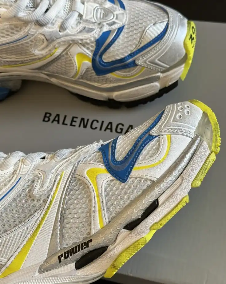 hype Balenciaga Sneakers