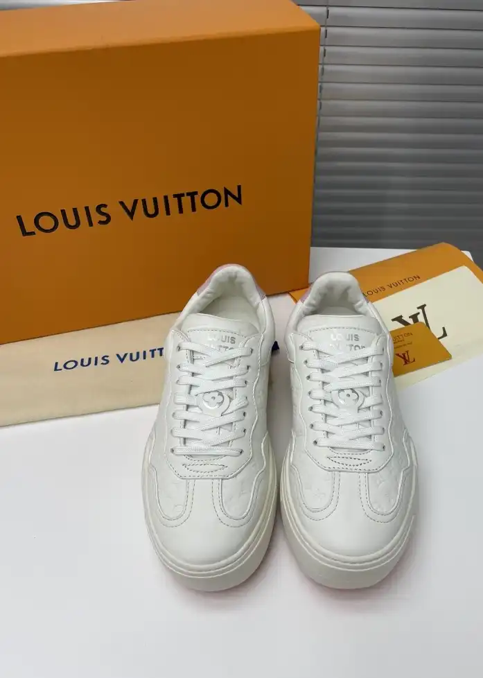 hype Louis Vuitton Sneakers