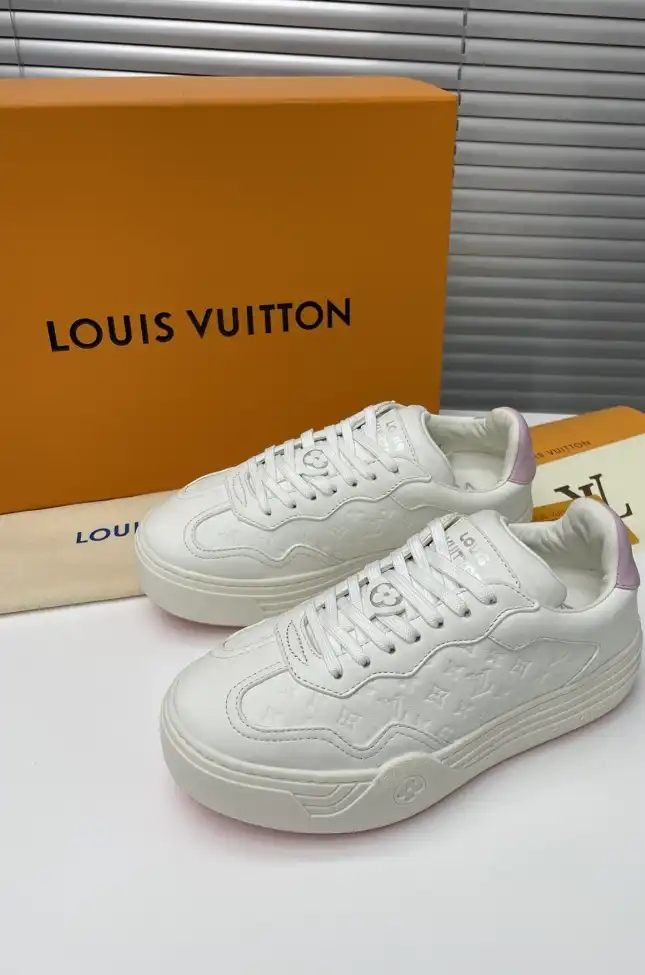 hype Louis Vuitton Sneakers