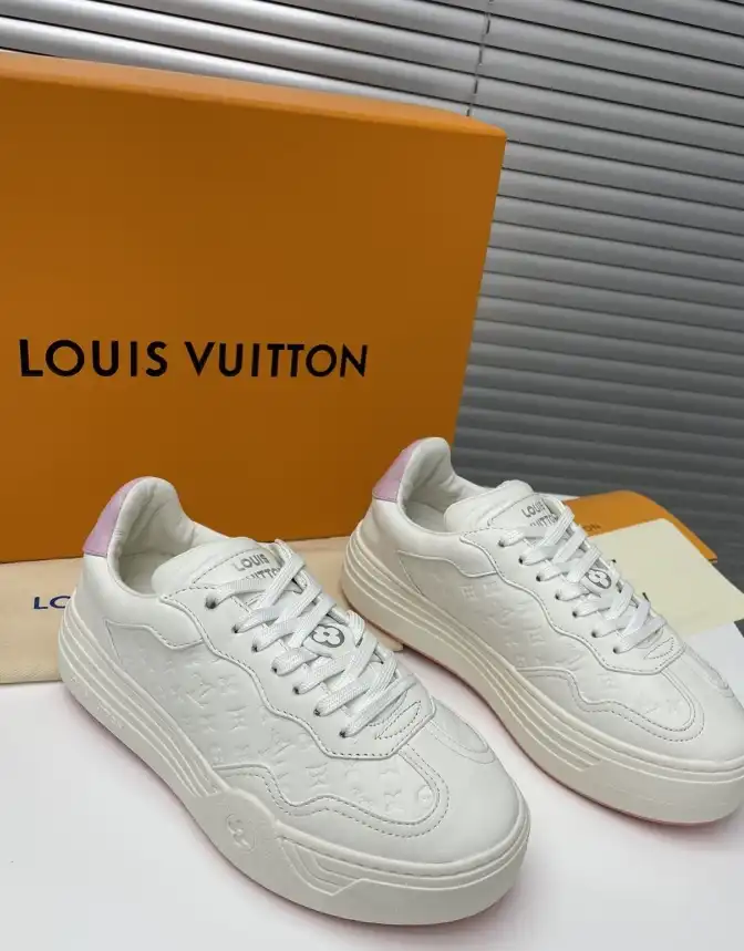 hype Louis Vuitton Sneakers