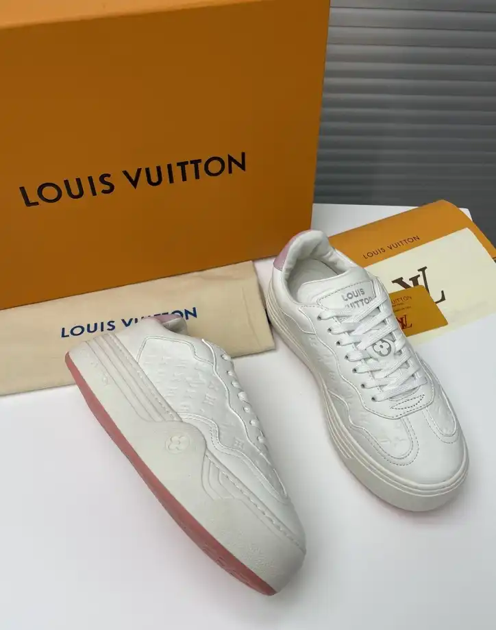 hype Louis Vuitton Sneakers