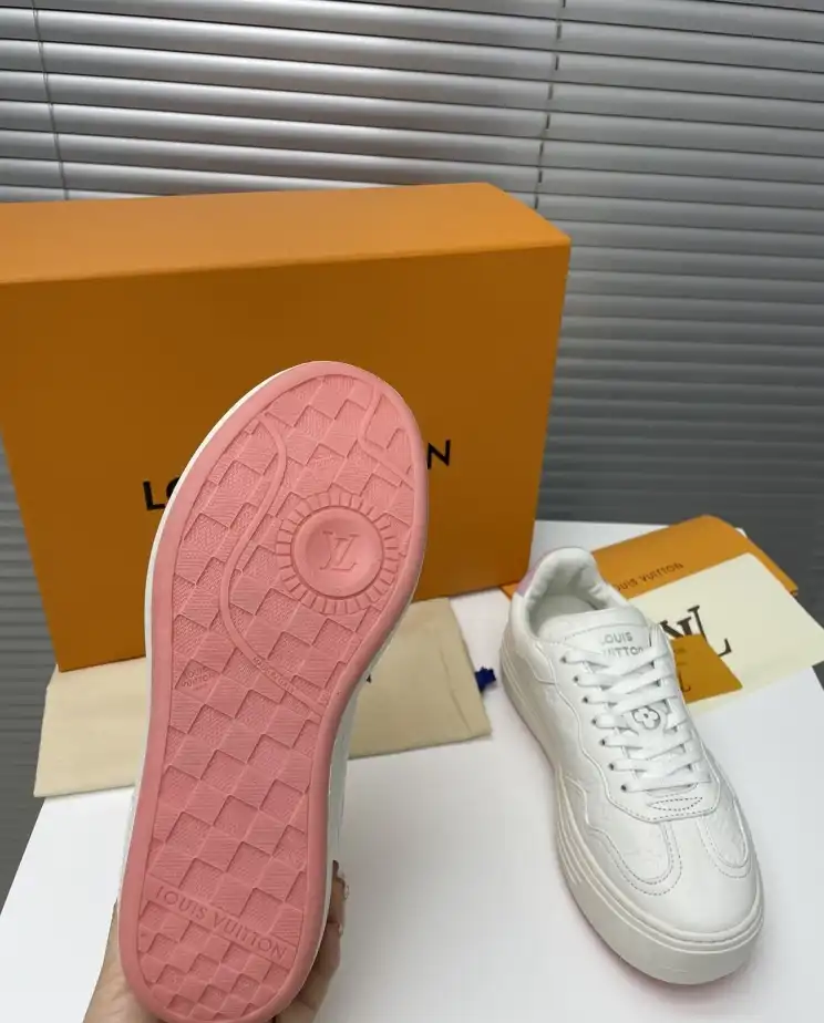 hype Louis Vuitton Sneakers