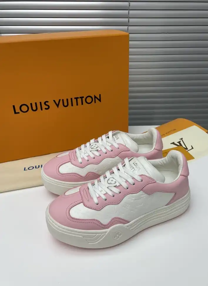 hype Louis Vuitton Sneakers