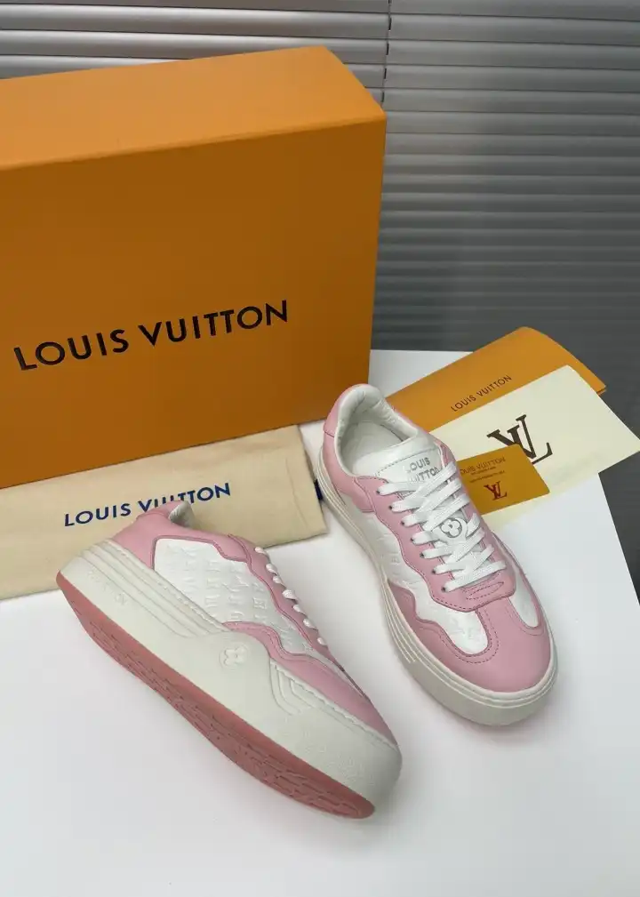 hype Louis Vuitton Sneakers