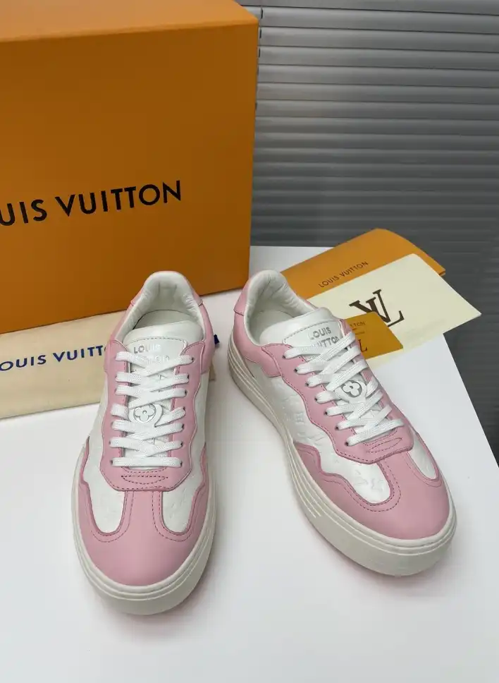 hype Louis Vuitton Sneakers