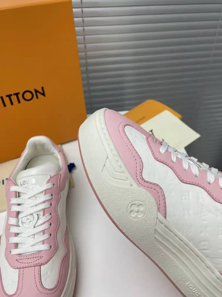 hype Louis Vuitton Sneakers