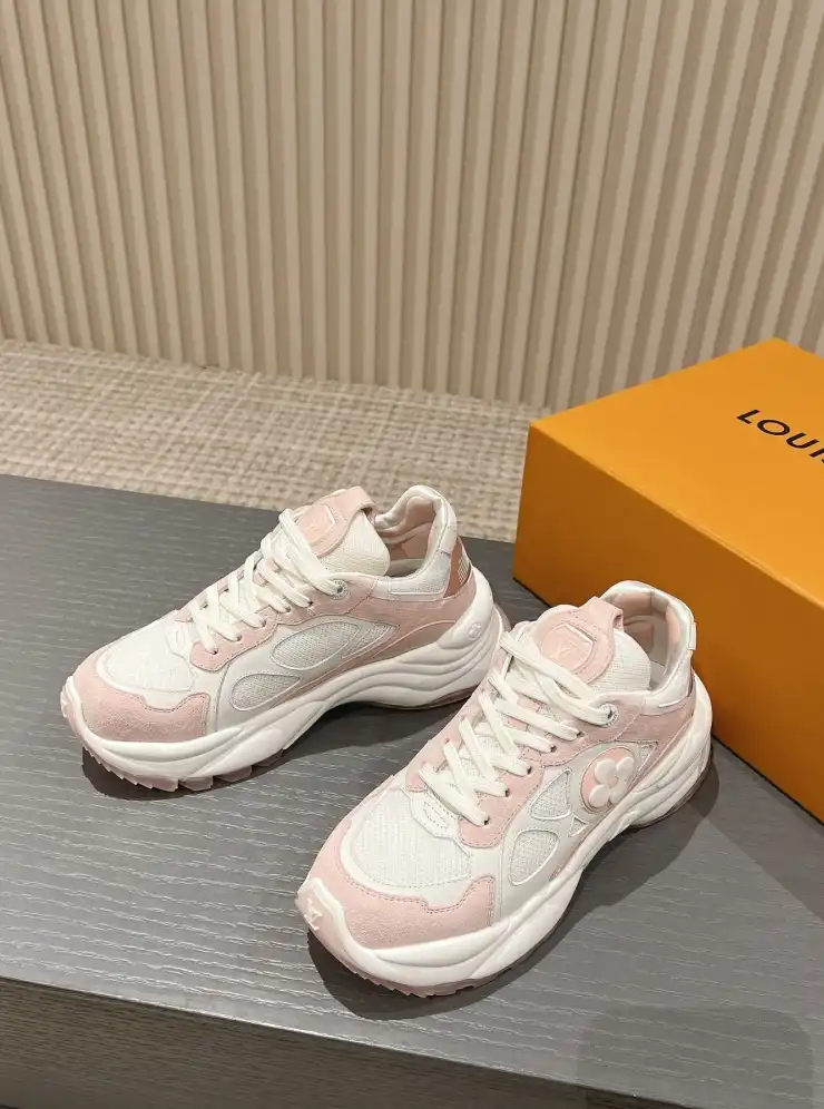 hype Louis Vuitton Sneakers