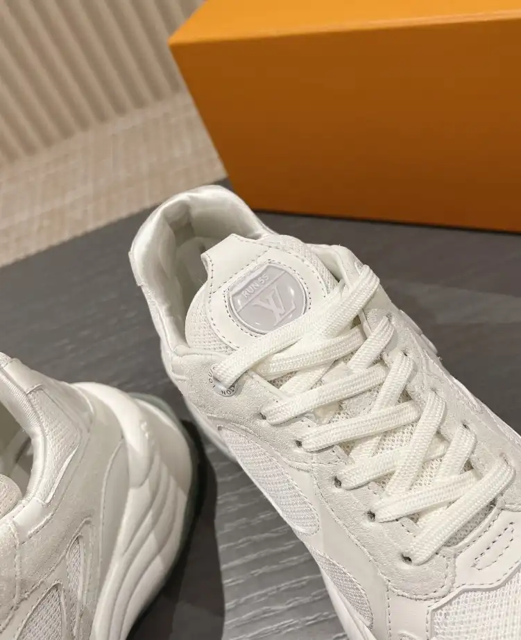 hype Louis Vuitton Sneakers