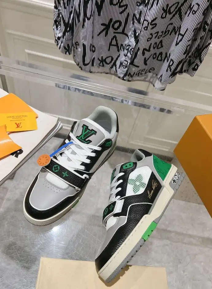 hype Louis Vuitton Sneakers