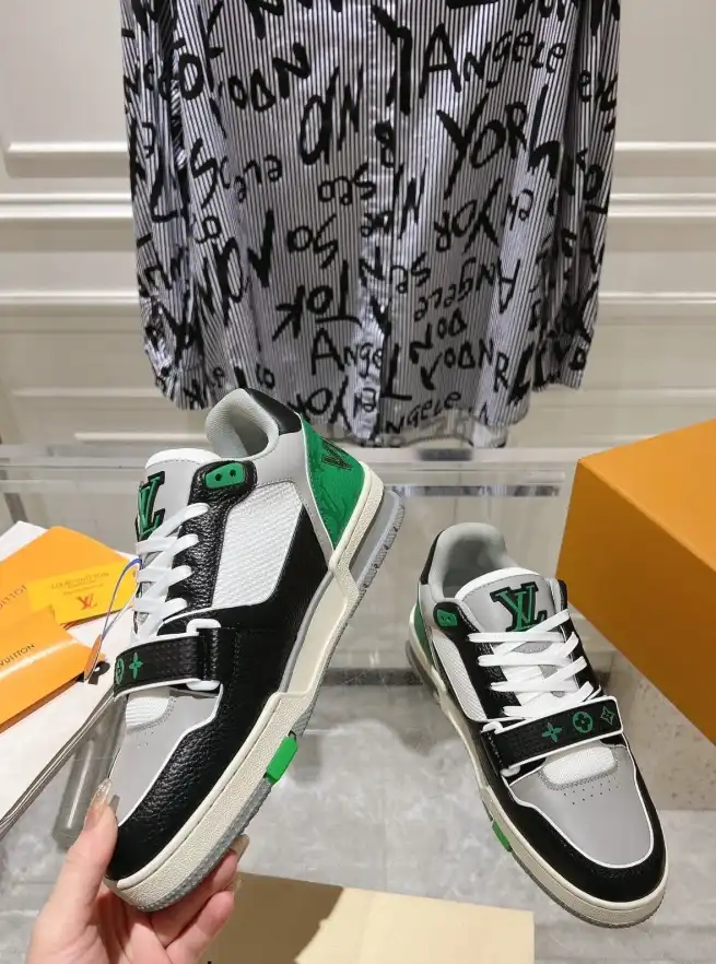 hype Louis Vuitton Sneakers