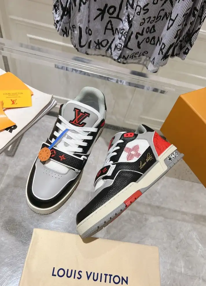 hype Louis Vuitton Sneakers