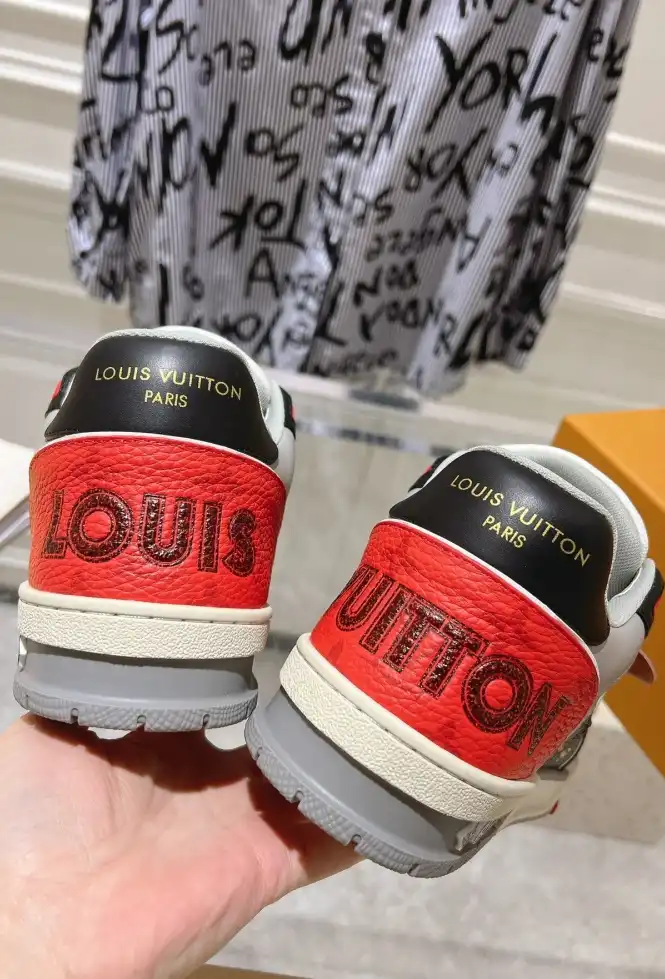 hype Louis Vuitton Sneakers