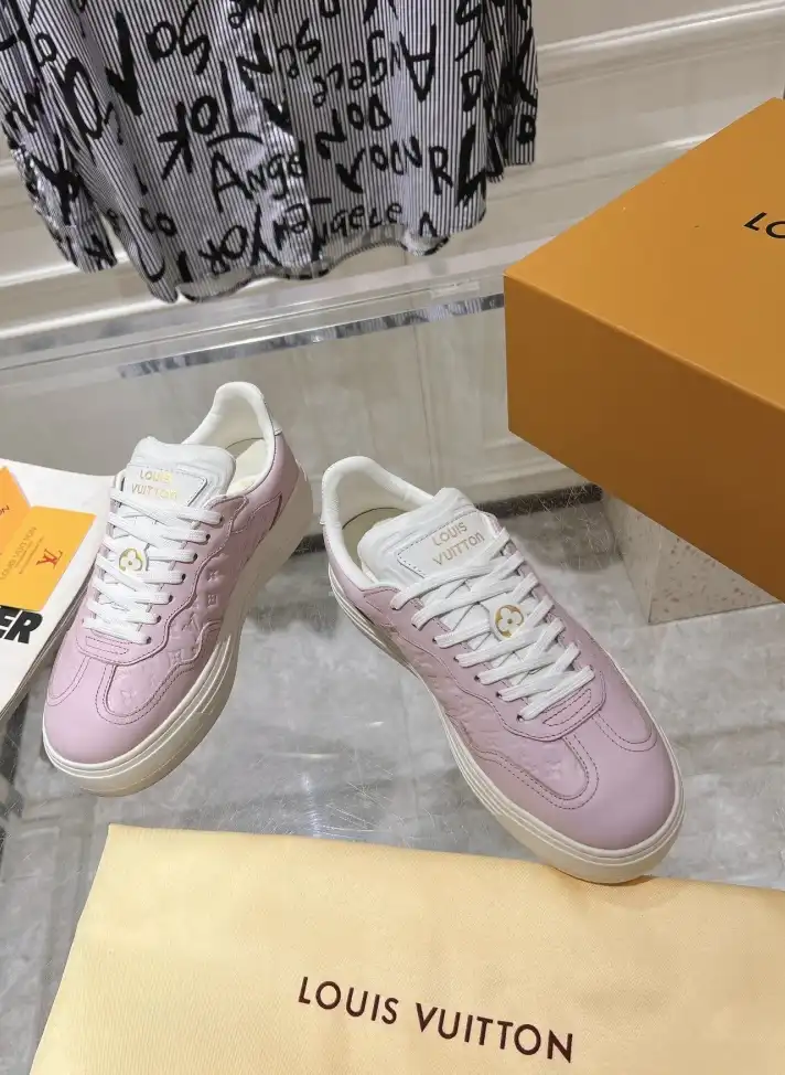 hype Louis Vuitton Sneakers