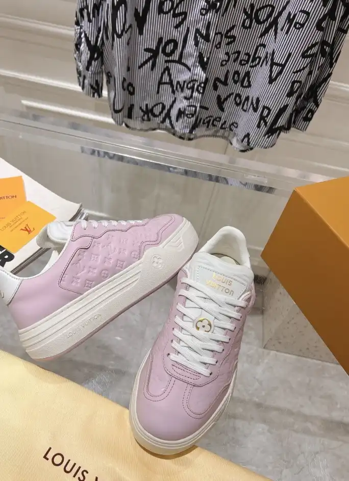 hype Louis Vuitton Sneakers