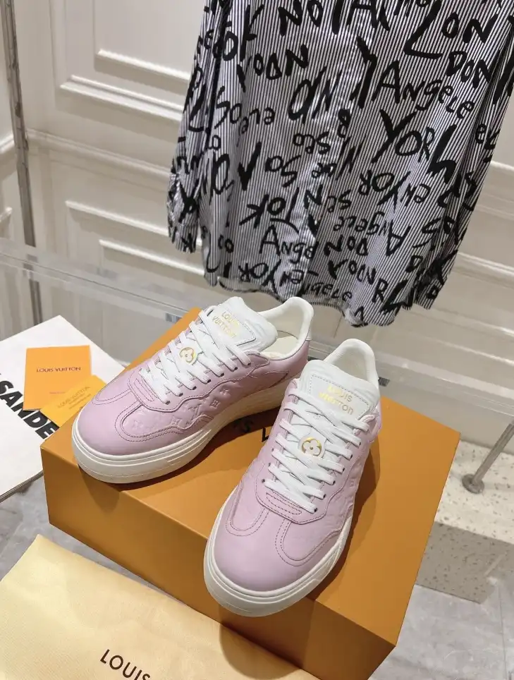 hype Louis Vuitton Sneakers