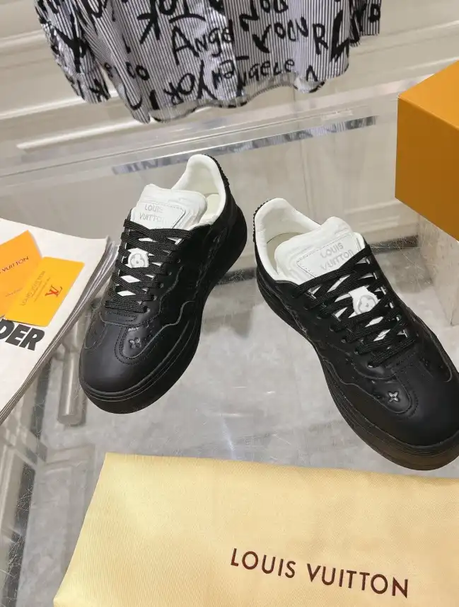 hype Louis Vuitton Sneakers