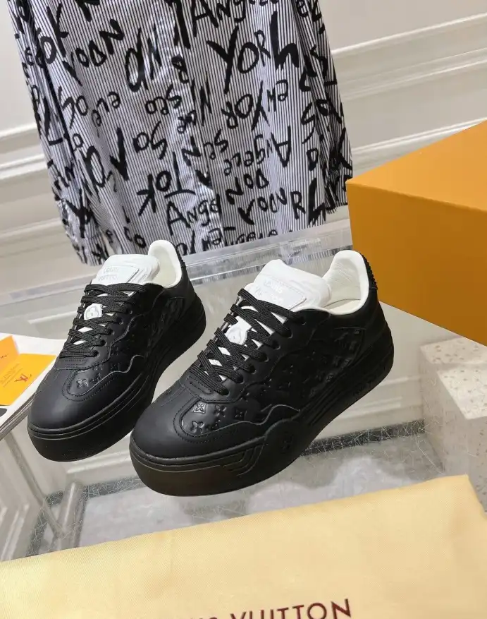 hype Louis Vuitton Sneakers