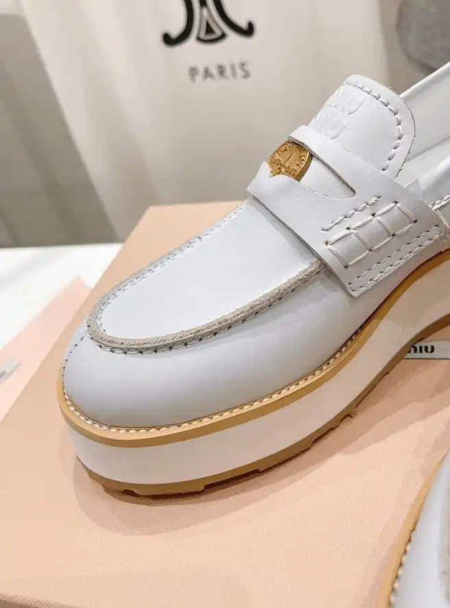 hype Miu Miu Leather Shoes